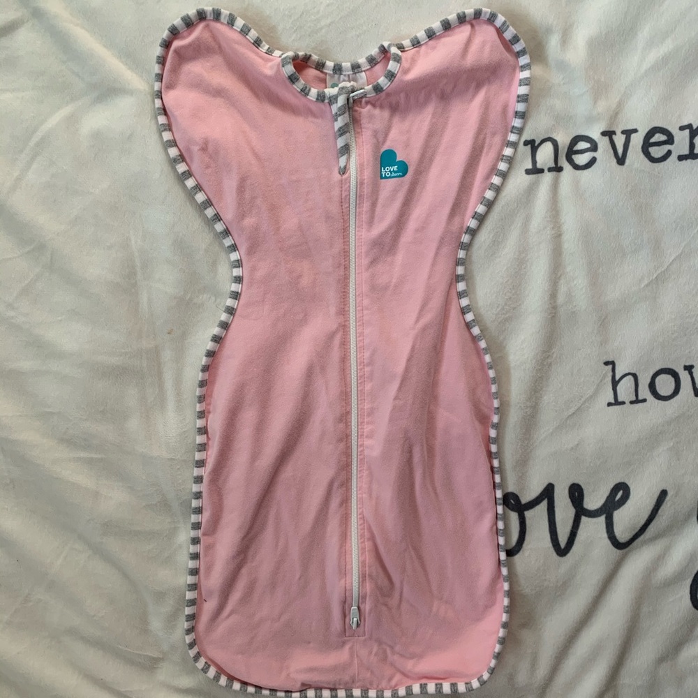 Baby swaddle